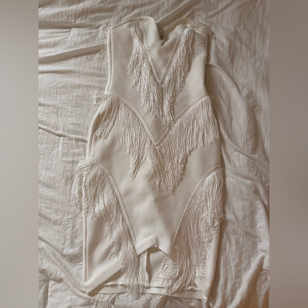 Elliatt Ivory Knee length Dress with Fringe Accents NWT